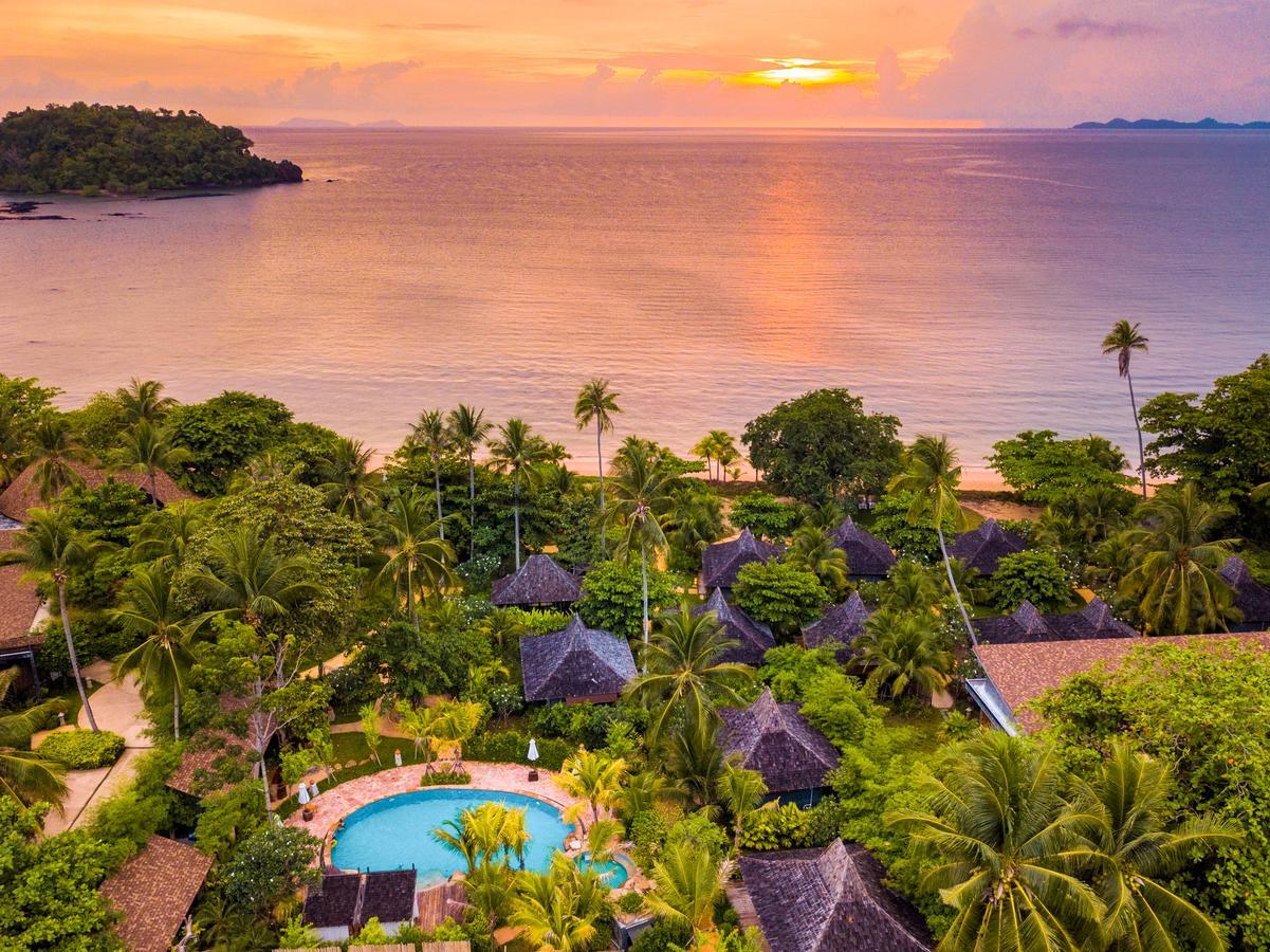 Andalay Beach Resort Koh Libong Exterior photo